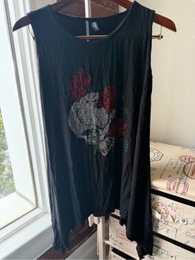 SHINY  New York Black Sleeveless Skull & Rose Rhinestone Tee